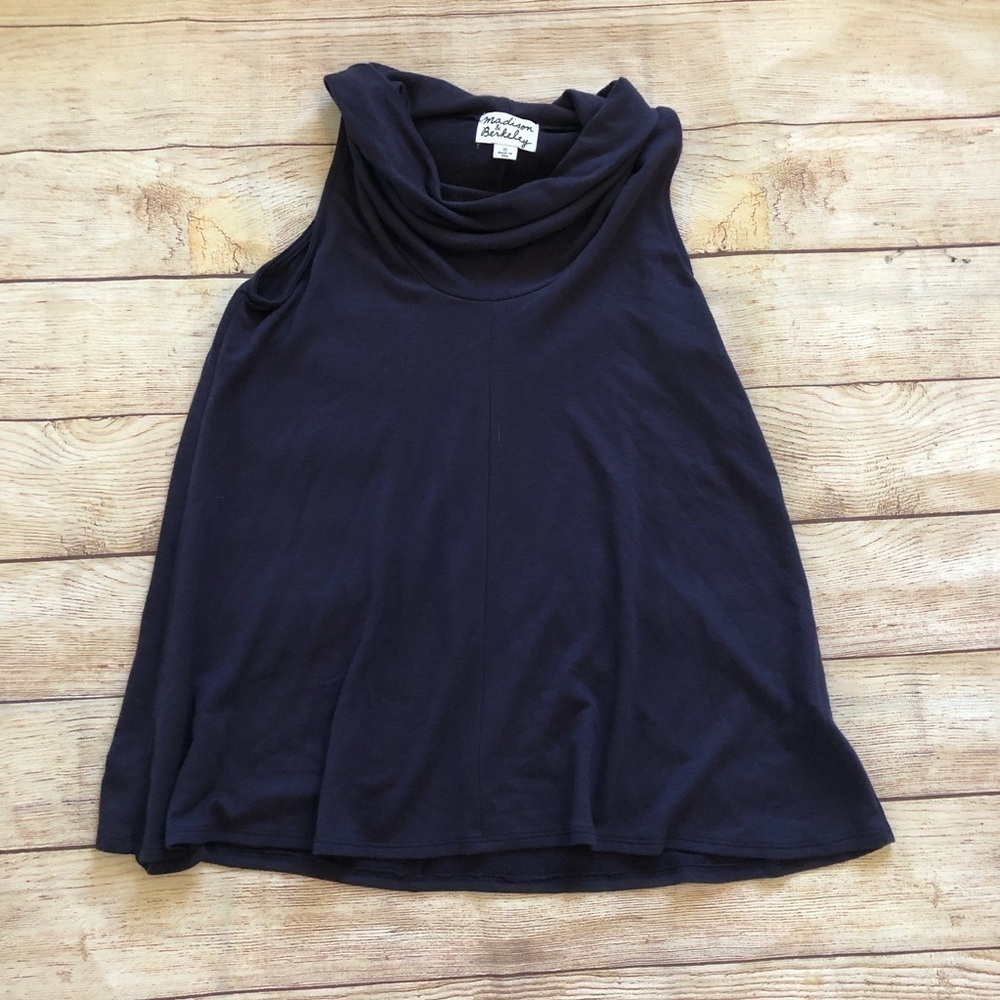 NWT! Madison and Berkeley‎ Tank